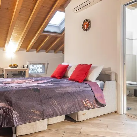 Mansarda Open Space Apartamento