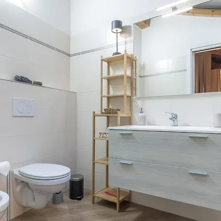 Apartamento Mansarda Open Space Cento (Emilia-Romagna)