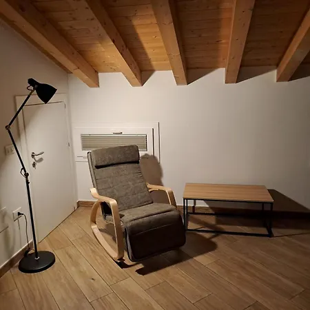 公寓 Mansarda Open Space *