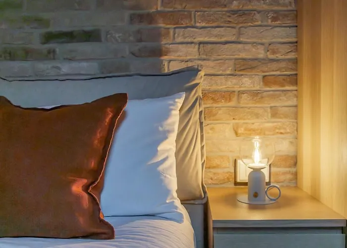 Mansarda Open Space アパート *