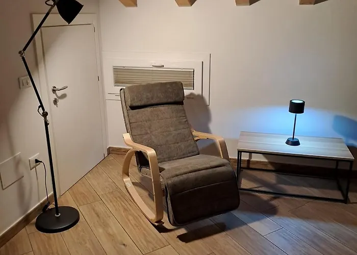 Daire Mansarda Open Space Cento (Emilia-Romagna)